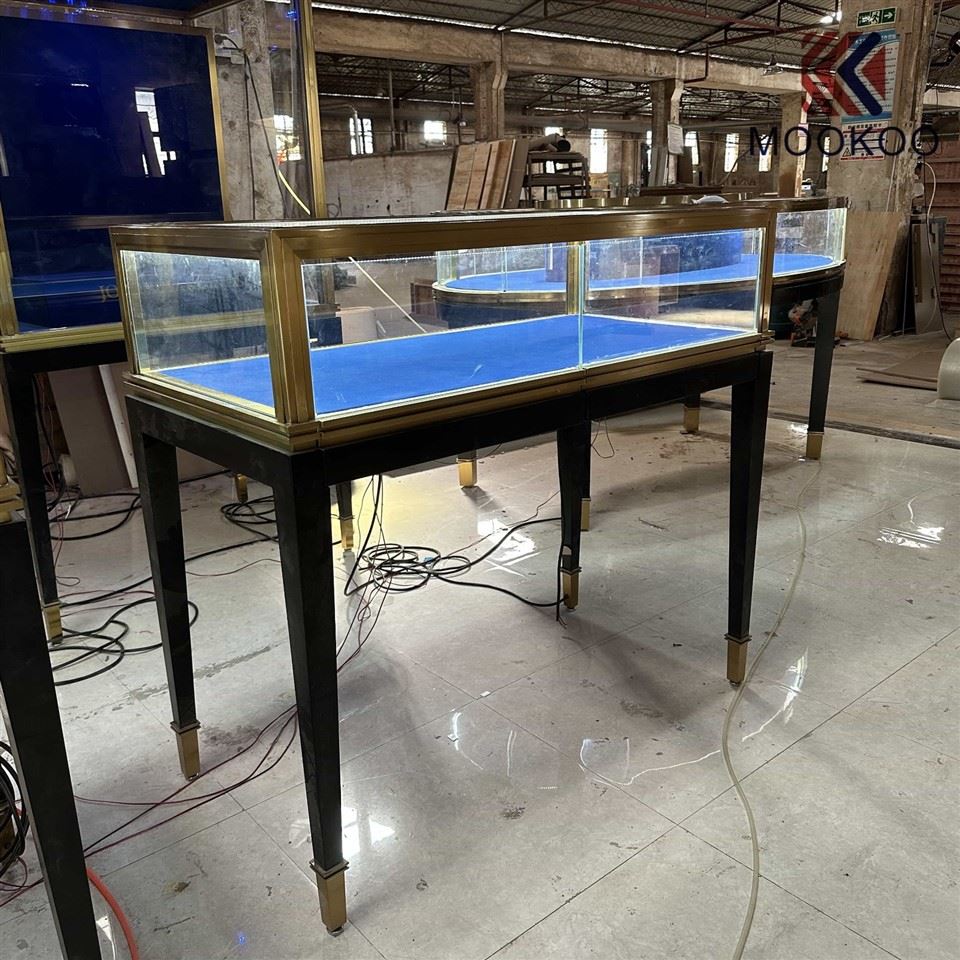 Black Gold Showcase For Stainless Steel Jewelry Luxury Modern LED Lighting For Showroom Retail Store Shopping Mall high quality
